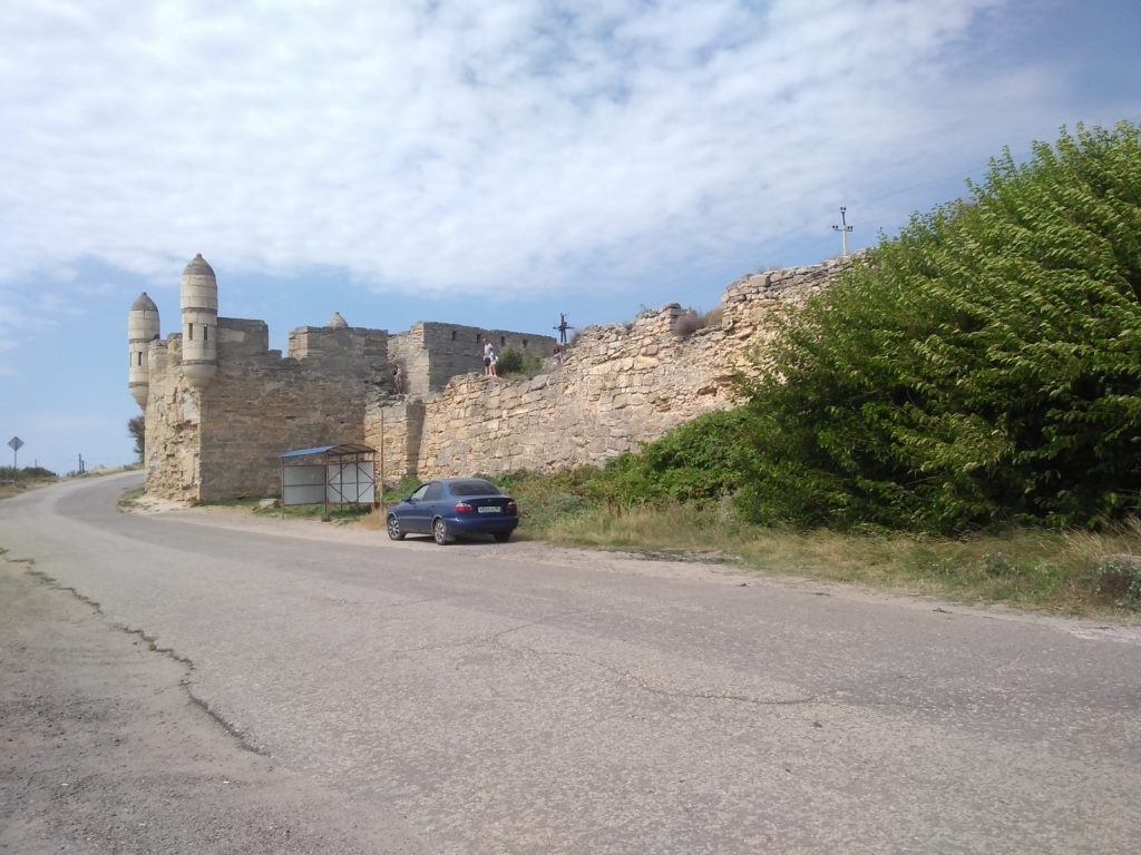Стена крепости Еникале